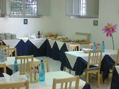 Hotel Redemptoris Mater 3*